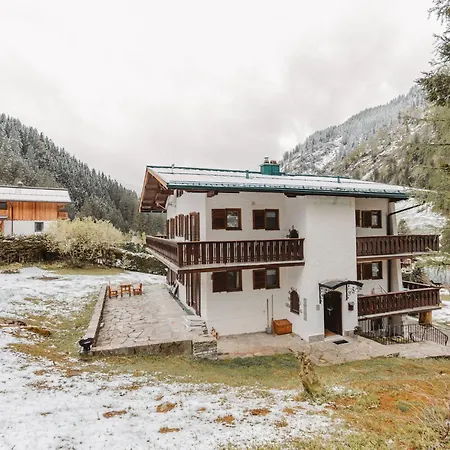 Haus Koetschach-2 By Interhome شقة